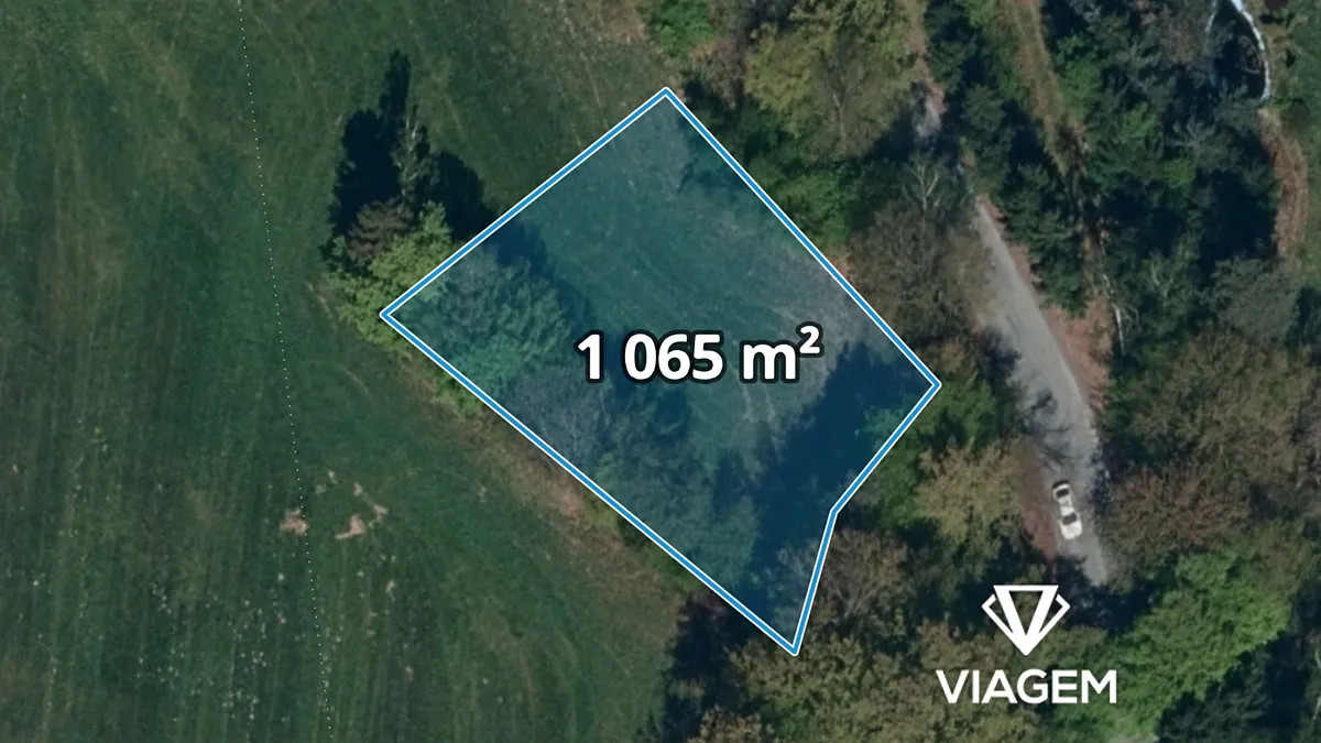 Prodej pole 1065 m²